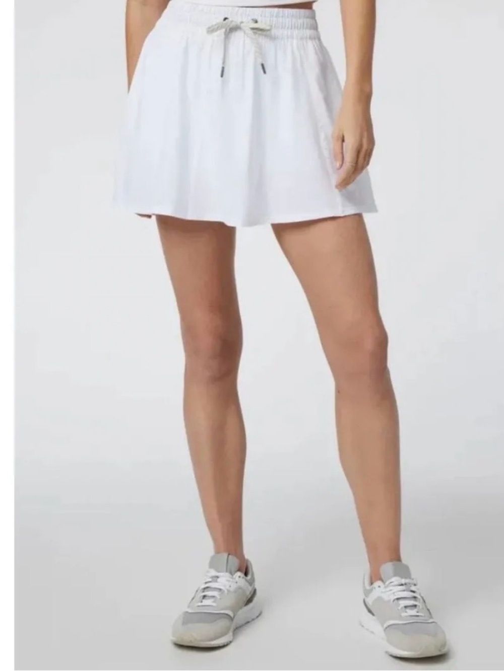 Vuori Clementine Skirt White - Picture 1 of 9
